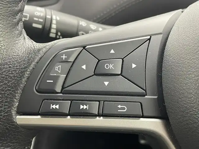 日産 セレナ e－パワー ハイウェイスター V 茨城県 2021(令3)年 5万km ブリリアントホワイトパール 2トーン 純正10型ナビ/フルセグ/社外フリップダウンモニター/プロパイロット/衝突被害軽減ブレーキ/車線逸脱抑制装置/オートマチックハイビーム/クリアランスソナー/BSM/両側電動スライドドア/ETC/ドラレコ/防水シート/純正15インチAW/LEDヘッドライト/スマートキー