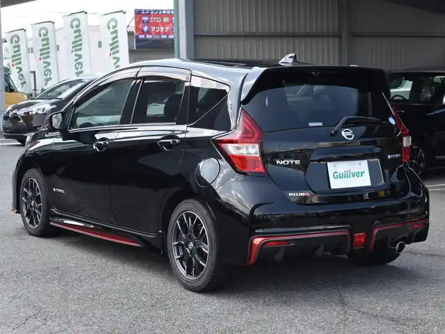 日産 ノート e－パワー ニスモ 福岡県 2019(令1)年 3.1万km スーパーブラック インテリジェントエマージェンシーブレーキ/純正ナビ(MM318D-W)/フルセグTV/アラウンドビューモニター/デジタルインナーミラー/ドライブレコーダー前/LEDヘッドライト/フォグランプ/ステアリングスイッチ/純正16インチアルミホイール/コーナーセンサー/バックセンサー/ETC/純正ドアバイザー/純正フロアマット
