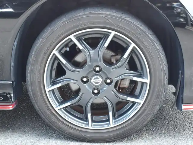 日産 ノート e－パワー ニスモ 福岡県 2019(令1)年 3.1万km スーパーブラック インテリジェントエマージェンシーブレーキ/純正ナビ(MM318D-W)/フルセグTV/アラウンドビューモニター/デジタルインナーミラー/ドライブレコーダー前/LEDヘッドライト/フォグランプ/ステアリングスイッチ/純正16インチアルミホイール/コーナーセンサー/バックセンサー/ETC/純正ドアバイザー/純正フロアマット