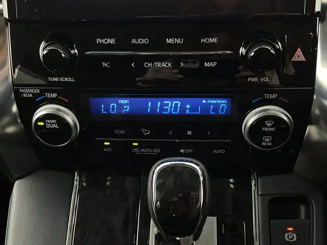 トヨタ アルファード S Cパッケージ 新潟県 2021(令3)年 4.9万km ホワイトパールクリスタルシャイン 4WD/フリップダウンモニター/純正ナビ/　　フルセグ/CD/DVD/BT/バックカメラ/両側パワースライドドア/パワーバックドア/レーダークルーズコントロール/3眼LED/オートマチックハイビーム/レザーシート/パワーシート/メモリーシート/シートヒーター/エアシート/オットマン/純正18インチアルミホイール/ステアリングスイッチ/ステアリングヒーター/スタッドレスタイヤ車載/スマートキー/ビルトインETC2.0