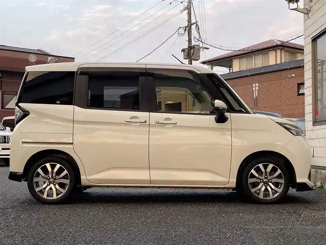 トヨタ タンク カスタムG－T 福岡県 2016(平28)年 9.4万km パールホワイトⅢ 純正SDナビ【NSZT-W66T】/(AM/FM/Bluetooth/CD/DVD/フルセグTV】/バックカメラ/ビルトインETC/両側パワースライドドア/スマートアシストII/・衝突警報機能(対車両・対歩行者)/・衝突回避支援ブレーキ機能(対車両)/・誤発進抑制制御機能/・後方誤発進抑制制御機能/・先行車発進お知らせ機能/クルーズコントロール/コーナーセンサー/盗難防止装置/横滑り防止機能/電格ウィンカーミラー/プッシュスタート/純正フロアマット/純正１５インチアルミホイール/ステアリングスイッチ/フロントフォグランプ/アイドリングストップ/ISOFIX/USB充電ソケット×１/スペアキー×１/ドアバイザー/取扱説明書/保証書