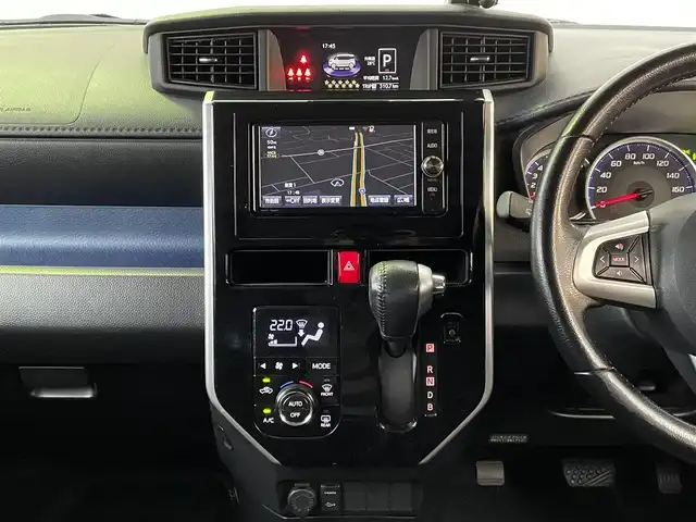 トヨタ タンク カスタムG－T 福岡県 2016(平28)年 9.4万km パールホワイトⅢ 純正SDナビ【NSZT-W66T】/(AM/FM/Bluetooth/CD/DVD/フルセグTV】/バックカメラ/ビルトインETC/両側パワースライドドア/スマートアシストII/・衝突警報機能(対車両・対歩行者)/・衝突回避支援ブレーキ機能(対車両)/・誤発進抑制制御機能/・後方誤発進抑制制御機能/・先行車発進お知らせ機能/クルーズコントロール/コーナーセンサー/盗難防止装置/横滑り防止機能/電格ウィンカーミラー/プッシュスタート/純正フロアマット/純正１５インチアルミホイール/ステアリングスイッチ/フロントフォグランプ/アイドリングストップ/ISOFIX/USB充電ソケット×１/スペアキー×１/ドアバイザー/取扱説明書/保証書