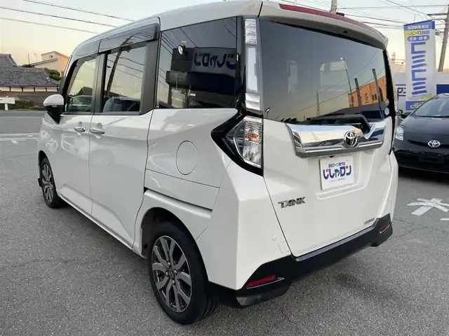 トヨタ タンク カスタムG－T 兵庫県 2016(平28)年 9.4万km パールホワイトⅢ 【(株)IDOMが運営する【じしゃロン姫路店】の自社ローン対象車両になります。こちらは現金ご利用時の価格です。自社ローンご希望の方は別途その旨お申付け下さい。】/純正SDナビ【NSZT-W66T】/(AM/FM/Bluetooth/CD/DVD/フルセグTV】/バックカメラ/ビルトインETC/両側パワースライドドア/スマートアシストII/・衝突警報機能(対車両・対歩行者)/・衝突回避支援ブレーキ機能(対車両)/・誤発進抑制制御機能/・後方誤発進抑制制御機能/・先行車発進お知らせ機能/クルーズコントロール/コーナーセンサー/盗難防止装置/横滑り防止機能/電格ウィンカーミラー/プッシュスタート/純正フロアマット/純正１５インチアルミホイール/ステアリングスイッチ/フロントフォグランプ/アイドリングストップ/ISOFIX/USB充電ソケット×１/スペアキー×１/ドアバイザー/取扱説明書/保証書