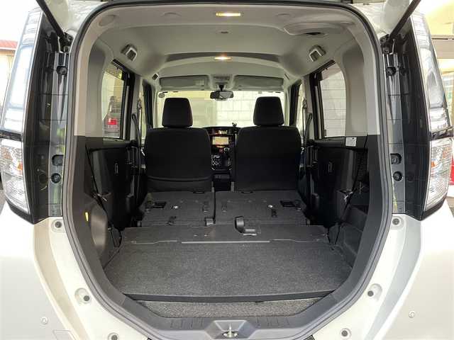 トヨタ タンク カスタムG－T 兵庫県 2016(平28)年 9.4万km パールホワイトⅢ 純正SDナビ【NSZT-W66T】/(AM/FM/Bluetooth/CD/DVD/フルセグTV】/バックカメラ/ビルトインETC/両側パワースライドドア/スマートアシストII/・衝突警報機能(対車両・対歩行者)/・衝突回避支援ブレーキ機能(対車両)/・誤発進抑制制御機能/・後方誤発進抑制制御機能/・先行車発進お知らせ機能/クルーズコントロール/コーナーセンサー/盗難防止装置/横滑り防止機能/電格ウィンカーミラー/プッシュスタート/純正フロアマット/純正１５インチアルミホイール/ステアリングスイッチ/フロントフォグランプ/アイドリングストップ/ISOFIX/USB充電ソケット×１/スペアキー×１/ドアバイザー/取扱説明書/保証書