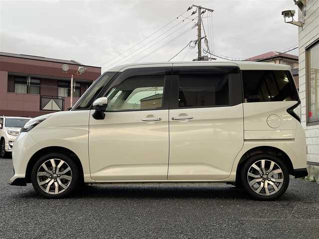 トヨタ タンク カスタムG－T 兵庫県 2016(平28)年 9.4万km パールホワイトⅢ 純正SDナビ【NSZT-W66T】/(AM/FM/Bluetooth/CD/DVD/フルセグTV】/バックカメラ/ビルトインETC/両側パワースライドドア/スマートアシストII/・衝突警報機能(対車両・対歩行者)/・衝突回避支援ブレーキ機能(対車両)/・誤発進抑制制御機能/・後方誤発進抑制制御機能/・先行車発進お知らせ機能/クルーズコントロール/コーナーセンサー/盗難防止装置/横滑り防止機能/電格ウィンカーミラー/プッシュスタート/純正フロアマット/純正１５インチアルミホイール/ステアリングスイッチ/フロントフォグランプ/アイドリングストップ/ISOFIX/USB充電ソケット×１/スペアキー×１/ドアバイザー/取扱説明書/保証書