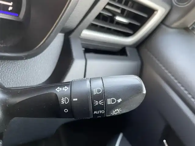 トヨタ タンク カスタムG－T 兵庫県 2016(平28)年 9.4万km パールホワイトⅢ 【(株)IDOMが運営する【じしゃロン姫路店】の自社ローン対象車両になります。こちらは現金ご利用時の価格です。自社ローンご希望の方は別途その旨お申付け下さい。】/純正SDナビ【NSZT-W66T】/(AM/FM/Bluetooth/CD/DVD/フルセグTV】/バックカメラ/ビルトインETC/両側パワースライドドア/スマートアシストII/・衝突警報機能(対車両・対歩行者)/・衝突回避支援ブレーキ機能(対車両)/・誤発進抑制制御機能/・後方誤発進抑制制御機能/・先行車発進お知らせ機能/クルーズコントロール/コーナーセンサー/盗難防止装置/横滑り防止機能/電格ウィンカーミラー/プッシュスタート/純正フロアマット/純正１５インチアルミホイール/ステアリングスイッチ/フロントフォグランプ/アイドリングストップ/ISOFIX/USB充電ソケット×１/スペアキー×１/ドアバイザー/取扱説明書/保証書