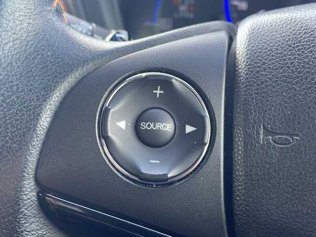 ホンダ ヴェゼル ハイブリッド Z 熊本県 2015(平27)年 9万km ミスティックグリーンパール (株)IDOMが運営する【じしゃロン熊本店】の自社ローン対象車両になります。こちらは現金ご利用時の価格です。自社ローンご希望の方は別途その旨お申付け下さい。/純正ナビ（ＣＤ　ＤＶＤ　フルセグＴＶ　ＢＴ）　/バックカメラ　/クルーズコントロール　/ビルトインＥＴＣ　/ジャズブラウン内装　/シートヒーター　/Ｗ＋サイドエアバッグ　/カーテンエアバッグ　/ルーフレール