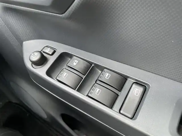 ダイハツ ミラ イース X SAⅢ 新潟県 2019(平31)年 1.4万km パールホワイトⅢ ４WD/メモリナビ/ワンセグテレビ/バックカメラ/アイドリングストップ/ドアバイザー/コーナーセンサー/オートハイビーム/レベライザー/衝突軽減