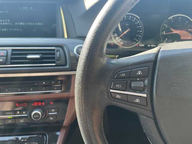 ＢＭＷ ５２３ｉ イノベーター 茨城県 2014(平26)年 0.1千km サファイアブラックP ワンオーナー/純正ナビ【CD/DVD/AUX/BT/フルセグ】/サンルーフ/レザーシート/クルーズコントロール/バックカメラ/車線逸脱警告システム/インテリジェントセーフティ/パワーシート（D席+N席）/メモリシート/シートヒーター/ドライブレコーダー/LEDライト/フォグランプ/コーナーセンサー/ターボ/保証書/取り扱い説明書