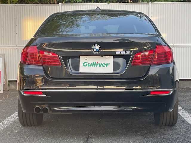 ＢＭＷ ５２３ｉ イノベーター 茨城県 2014(平26)年 0.1千km サファイアブラックP ワンオーナー/純正ナビ【CD/DVD/AUX/BT/フルセグ】/サンルーフ/レザーシート/クルーズコントロール/バックカメラ/車線逸脱警告システム/インテリジェントセーフティ/パワーシート（D席+N席）/メモリシート/シートヒーター/ドライブレコーダー/LEDライト/フォグランプ/コーナーセンサー/ターボ/保証書/取り扱い説明書