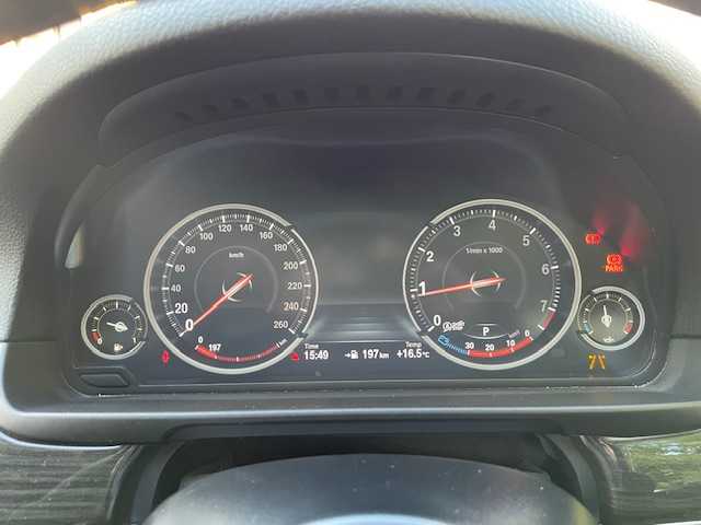 ＢＭＷ ５２３ｉ イノベーター 茨城県 2014(平26)年 0.1千km サファイアブラックP ワンオーナー/純正ナビ【CD/DVD/AUX/BT/フルセグ】/サンルーフ/レザーシート/クルーズコントロール/バックカメラ/車線逸脱警告システム/インテリジェントセーフティ/パワーシート（D席+N席）/メモリシート/シートヒーター/ドライブレコーダー/LEDライト/フォグランプ/コーナーセンサー/ターボ/保証書/取り扱い説明書