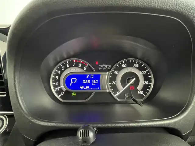 日産 デイズ ルークス HWS X Vセレクション 大阪府 2016(平28)年 6.7万km スパークリングレッド/ブラック エマージェンシーブレーキサポート　純正７インチナビ　アラウンドビューモニター　ＬＥＤ　ベンチシート　純正１５インチＡＷ　ドライブレコーダー　プッシュスタート　スマートキー　フォグランプ　禁煙車