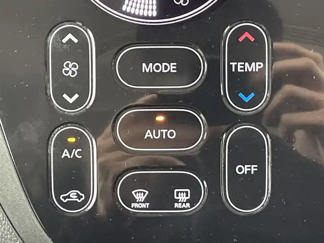 日産 デイズ ルークス HWS X Vセレクション 大阪府 2016(平28)年 6.7万km スパークリングレッド/ブラック エマージェンシーブレーキサポート/純正７インチナビ/CD/DVD/BT/フルセグ/アラウンドビューモニター/LＥＤ/ベンチシート/純正１５インチＡＷ/ドライブレコーダー/プッシュスタート/スマートキー/フォグランプ/禁煙車