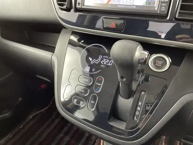 日産 デイズ ルークス HWS X Vセレクション 大阪府 2016(平28)年 6.7万km スパークリングレッド/ブラック エマージェンシーブレーキサポート/純正７インチナビ/CD/DVD/BT/フルセグ/アラウンドビューモニター/LＥＤ/ベンチシート/純正１５インチＡＷ/ドライブレコーダー/プッシュスタート/スマートキー/フォグランプ/禁煙車