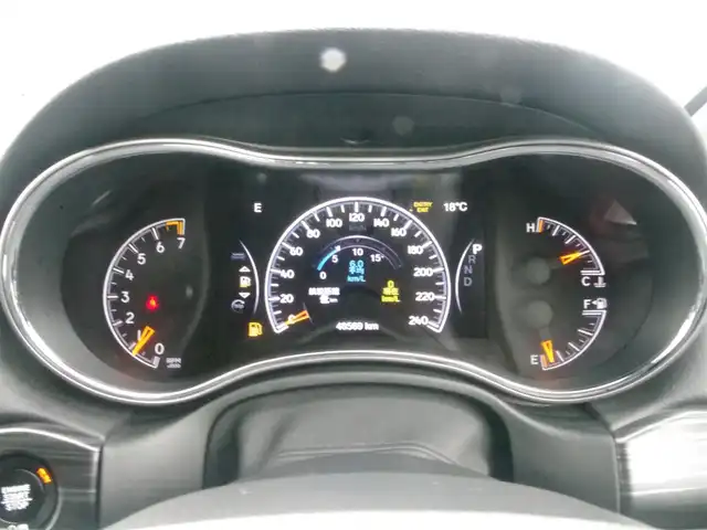 クライスラー・ジープ ジープ グランドチェロキー アルティテュード 岩手県 2020(令2)年 4.9万km ブライトホワイト 純正ナビ/フルセグTV/バックサイドカメラ/パークセンス/クルコン/前後ドラレコ/DSRC/ハーフレザー/パワーシート/シートヒーター/ラバーマット/サイドステップ/キャリパーカバー