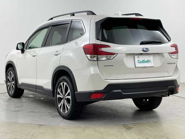 スバル フォレスター プレミアム 道央・札幌 2019(平31)年 8.4万km クリスタルホワイトP ・4WD  /アイサイト/・純正ナビ　フルセグ/BT/CD/SD/・バックカメラ/・サンルーフ/・レーダークルーズコントロール/・ブラインドスポットモニター/・ハーフレザーシート/・シートヒーター/前席パワーシート/・パワーバックドア/・ステアリングスイッチ/パドルシフト/・D席メモリシート/・ステアリングヒーター/・LEDオートライト/オートライト/・プッシュスタート/・アイドリングストップ/・ETC/・ルーフレール/・純正ドライブレコーダー/・電動格納ミラー