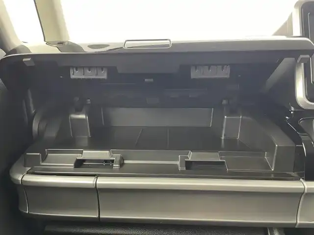 スズキ スペーシア カスタム HYBRID GS 富山県 2018(平30)年 2.4万km ピュアホワイトP 社外ナビ（AM/FM/CD/ワンセグ）/片側パワースライドドア/D席シートヒーター/横滑り防止装置/アイドリングストップ/オートLEDライト/フォグライト/純正アルミホイール/純正フロアマット/電動格納ミラー/スマートキー/スペアキー