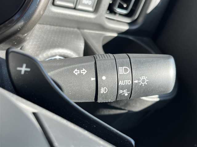 スズキ ハスラー Jスタイル Ⅱ ターボ 奈良県 2023(令5)年 2.1万km クールカーキパールメタリック/ソフトベージュメタリック ワンオーナー車/禁煙車/社外ディスプレイオーディオ　/Bluetooth　/USB/HDMI入力　/バックカメラ　/前後ドライブレコーダー　/追従型クルーズコントロール　/パドルシフト/前席シートヒーター　/社外フロアマット/純正15インチアルミホイール/ルーフレール/オートLEDライト　/衝突被害軽減ブレーキ/横滑り防止装置/車線逸脱警報　/W+サイド+カーテンエアバッグ/スペアキー1本/保証書/取扱説明書