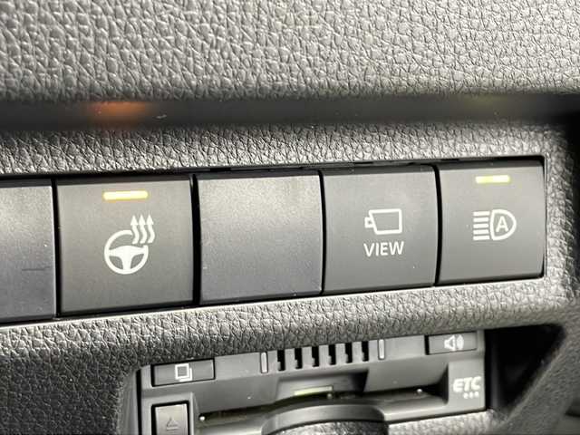 トヨタ ＲＡＶ４ アドベンチャー 愛知県 2021(令3)年 3.2万km アーバンカーキ 純正9インチディスプレイオーディオ/フルセグTV　BT　FM AM　Miracast/アラウンドビューモニター/アダプティブクルーズコントロール/レザーシート/シートヒーター/シートベンチレーター/パワーシート/ステアリングヒーター/純正フロアマット/ドアバイザー/ビルトインETC/前後ドライブレコーダー/電動パーキングブレーキ/ルーフレール/LEDヘッドライト/オートライト/オートハイビーム/ブラインドスポットモニター/コーナーセンサー/トヨタセーフティセンス