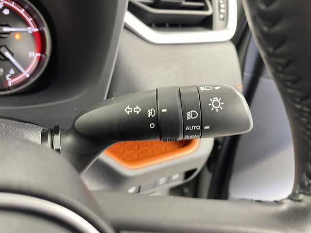 トヨタ ＲＡＶ４ アドベンチャー 愛知県 2021(令3)年 3.2万km アーバンカーキ 純正9インチディスプレイオーディオ/フルセグTV　BT　FM AM　Miracast/アラウンドビューモニター/アダプティブクルーズコントロール/レザーシート/シートヒーター/シートベンチレーター/パワーシート/ステアリングヒーター/純正フロアマット/ドアバイザー/ビルトインETC/前後ドライブレコーダー/電動パーキングブレーキ/ルーフレール/LEDヘッドライト/オートライト/オートハイビーム/ブラインドスポットモニター/コーナーセンサー/トヨタセーフティセンス