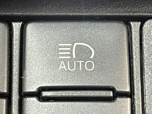 トヨタ シエンタ G クエロ 愛知県 2019(平31)年 4.6万km ヴィンテージブラウンパールクリスタルシャイン 純正ナビ/純正15インチオプションアルミホイール/衝突軽減ブレーキ/両側電動スライドドア/シートヒーター/ビルトインETC/LEDヘッドライト/バックカメラ/ステアリングヒーター/フルセグTV/Bluetooth/コーナーセンサー/レーンキープアシスト/オートハイビーム/プッシュスタート/スマートキー/スペアキー/CD/DVD再生/アイドリングストップ/ミュージックサーバー/純正フロアマット/オートライト/禁煙車/ハーフレザーシート/ウィンカーミラー/電動格納ミラー/横滑り防止装置/パーキングサポートブレーキ/先行車発進