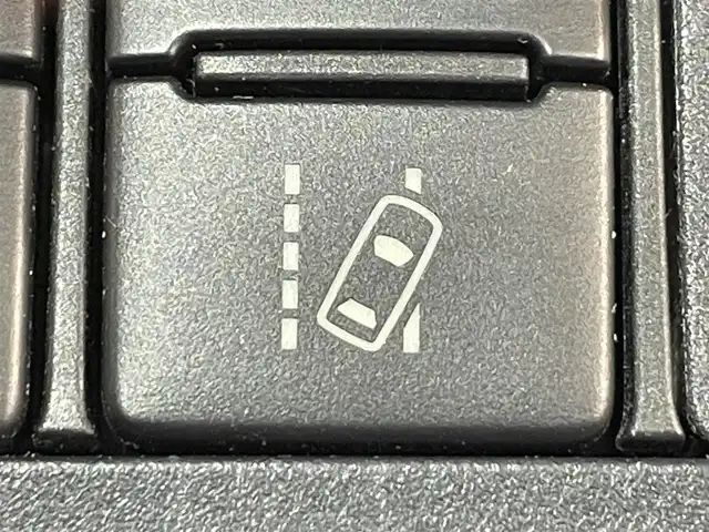 トヨタ シエンタ G クエロ 愛知県 2019(平31)年 4.6万km ヴィンテージブラウンパールクリスタルシャイン 純正ナビ/純正15インチオプションアルミホイール/衝突軽減ブレーキ/両側電動スライドドア/シートヒーター/ビルトインETC/LEDヘッドライト/バックカメラ/ステアリングヒーター/フルセグTV/Bluetooth/コーナーセンサー/レーンキープアシスト/オートハイビーム/プッシュスタート/スマートキー/スペアキー/CD/DVD再生/アイドリングストップ/ミュージックサーバー/純正フロアマット/オートライト/禁煙車/ハーフレザーシート/ウィンカーミラー/電動格納ミラー/横滑り防止装置/パーキングサポートブレーキ/先行車発進