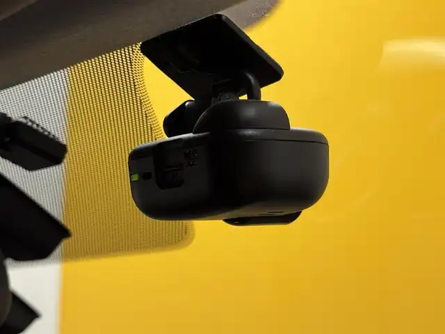 スズキ エスクード 1．4 ターボ 群馬県 2020(令2)年 4.4万km クールホワイトパール スズキセーフティサポート/デュアルセンサーブレーキサポート/誤発信抑制機能/アダプティブクルーズコントロール/車線逸脱警報機能/車線逸脱抑制機能/ふらつき警報機能/先行車発進お知らせ機能/ブラインドスポットモニター/ヒルディスタートコントロール/ヒーテッドドアミラー/純正8インチナビ/　フルセグ/BT/CD/DVD/SD/USB/4WD/シートヒーター/ハーフレザーシート/LEDヘッドライト/フォグランプ/バックカメラ/純正フロアマット/純正17インチAW/ステアリングスイッチ/パドルシフト/ETC/ドライブレコーダー/プッシュスタート/スマートキー