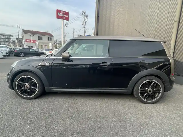 ＭＩＮＩ ミニ クラブマン クーパー 香川県 2014(平26)年 13.1万km ミッドナイト・ブラック・メタリック グレード:ボンドストリート/パドルシフト/社外HDDナビ（AVIC-ZH0007)/黒革/シートヒーター/純正17インチアルミ/ETC