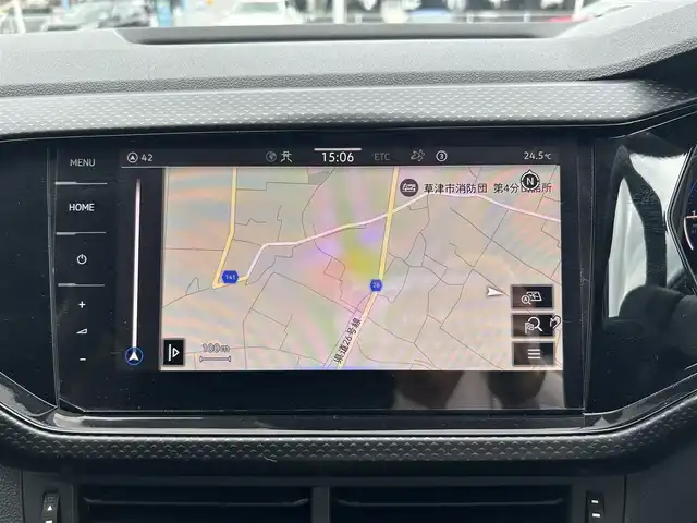 フォルクスワーゲン ＶＷ Ｔ－クロス TSI アクティブ 滋賀県 2022(令4)年 3.5万km 黒 純正メモリナビ/（BT/USB/AM・FM）/・Apple car play/・Android Auto/・Mirror Link/ETC2.0/デジタルメータークラスター/ワイヤレス充電/LEDヘッドライト/・オートライト/ブラインドスポットモニター/ACC/レーンキープアシスト/パークアシスト/コーナーセンサー前後/ルーフレール/純正16インチAW