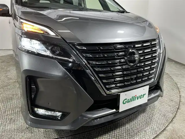 日産 セレナ ハイウェイスター V 大阪府 2020(令2)年 4.4万km ダークメタルグレー ProPILOT 純正10incナビ(フルセグ/DVD再生/Blu-ray/Bluetooth) 360カメラ 後席モニター ETC 衝突軽減 クリアランスソナー BSM パークアシスト ドラレコ
