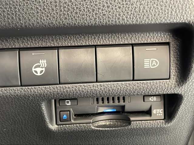 トヨタ ＲＡＶ４ アドベンチャー オフロードPKG 岐阜県 2021(令3)年 6.1万km アティチュードブラックマイカ ワンオーナー/ディスプレイオーディオ/ナビキッド/フルセグTV/Bluetooth/バックカメラ/ビルトインETC/前席ベンチレーション/前席シートヒーター/ステアリングヒーター/パワーシート/レーダークルーズコントロール/電子パーキング/LEDヘッドライト/前後ドライブレコーダー/黒革シート/保証書/取扱説明書/スペアキー