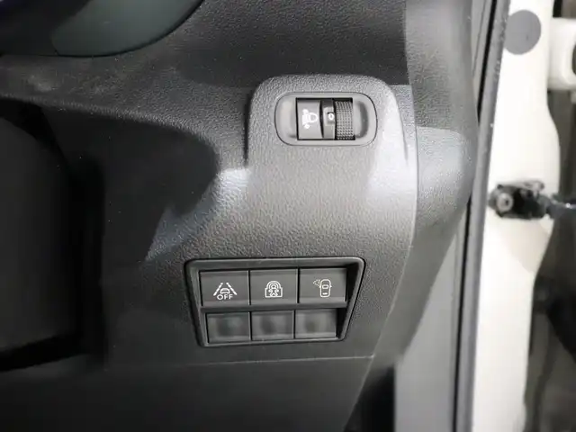 シトロエン シトロエン ベルランゴ シャイン XTRパック 静岡県 2021(令3)年 4.6万km サーブル 1オーナー　/衝突軽減ブレーキ　/ＡＣＣ　/ＣａｒＰｌａｙ　/ガラスルーフ　/ＬＥＤ　/ＥＴＣ　/パドルシフト　/純正１７ＡＷ　/コーナーセンサー　/バックカメラ　/サイドカメラ　/スマートキー　/アイドリングストップ/保証書、取説、スペアキー