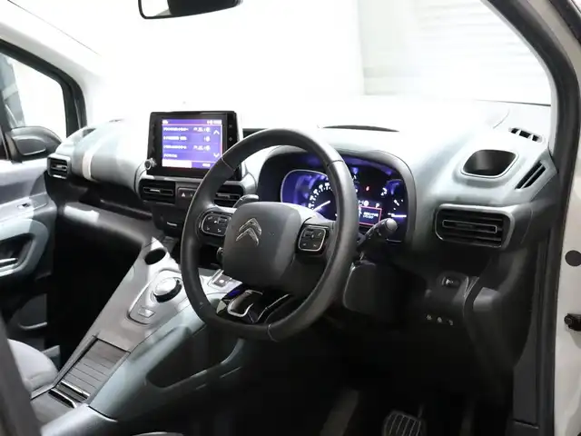シトロエン シトロエン ベルランゴ シャイン XTRパック 静岡県 2021(令3)年 4.6万km サーブル 1オーナー　/衝突軽減ブレーキ　/ＡＣＣ　/ＣａｒＰｌａｙ　/ガラスルーフ　/ＬＥＤ　/ＥＴＣ　/パドルシフト　/純正１７ＡＷ　/コーナーセンサー　/バックカメラ　/サイドカメラ　/スマートキー　/アイドリングストップ/保証書、取説、スペアキー