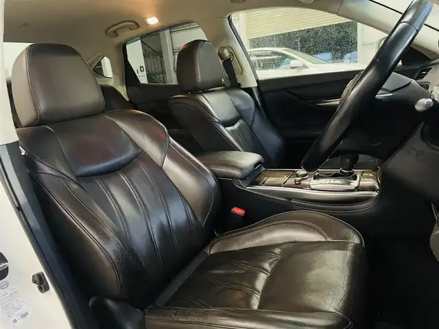 日産 フーガ ハイブリッド VIPパッケージ 千葉県 2012(平24)年 11.7万km クリスタルホワイトパール 純正ナビ(CD/DVD/地デジTV)/レザーシート/純正マット/レーダークルーズコントロール/前席シートヒーター/前席シートクーラー/運転席メモリシート/プッシュスタート/ドアバイザー/ドライブレコーダー/ビルトインETC/オートライト/フォグランプ(黄色)/リアサンシェード/HIDヘッドライト/左サイドカメラ/オールオートウィンドウ/電動チルトステアリング