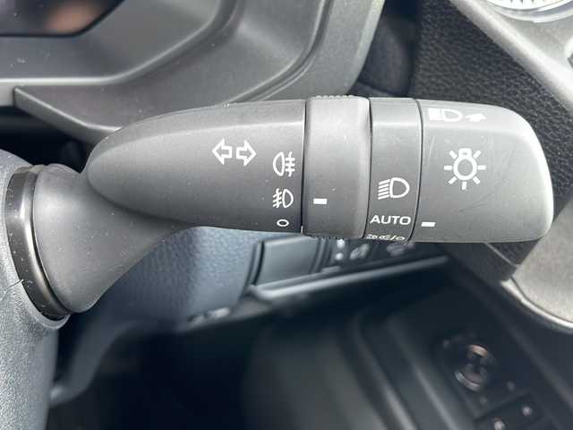 トヨタ ランドクルーザー ２５０ VX 青森県 2024(令6)年 0.1万km プラチナホワイトパールマイカ 4WD/純正12.3型DAナビ・フルセグTV/パイオニアプレミアムサウンド/Bluetooth・USB・HDMI・ミラキャスト/パノラミックビューモニター/ムーンルーフ/黒革シート/前席ベンチレーション・ヒーター/運転席パワーシート/ステアリングヒーター/デジタルインナーミラー/パワーバックドア/プリクラッシュセーフティ/レーダークルーズコントロール/レーントレーシングアシスト/レーンディパーチャーアラート/オートマチックハイビーム/ブラインドスポットモニター/純正前後ドライブレコーダー/丸目LEDヘッドランプ/LEDフォグランプ/LEDリアフォグランプ/ルーフレール/純正18インチアルミ/モデリスタシグネチャーイルミブレード/モデリスタフェンダーガーニッシュ/スペアキー/保証書・取説書