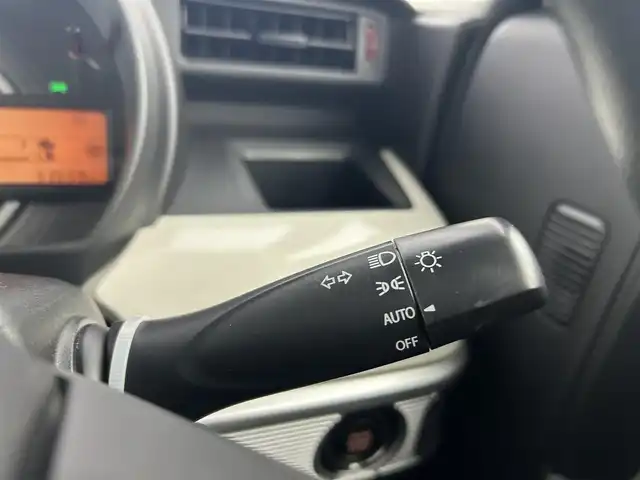 スズキ スペーシア HYBRID X 千葉県 2020(令2)年 5.4万km オフブルーM スズキセーフティサポート/・衝突軽減ブレーキ/・レーンキープアシスト/・コーナーセンサー/・横滑り防止装置/社外7インチSDナビ/CD DVD SD BT フルセグ/バックカメラ/両側パワースライドドア/オートライト/ヘッドライトレベライザー/シートヒーター/ドアバイザー/純正フロアマット/プッシュスタート/スマートキー/ETC