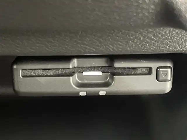 日産 デイズ HWS G ターボ プロパイロットED 熊本県 2019(令1)年 3.9万km ブラック 純正ナビMM318D-L（ＣＤ・ＤＶＤ・ＢＴ・ＡＵＸ・ＵＳＢ）/全周囲カメラ　/純正前後ドライブレコーダー　/ＥＴＣ２．０　/前後クリアランスソナー　/レーダークルーズコントロール　/衝突軽減ブレーキ　/横滑り防止　/アイドリングストップ/横滑り防止/ダウンヒルアシスト/純正フロアマット/純正１５インチAW/オートライト/LEDヘッドライト/フォグランプ/スマートキー/プッシュスタート