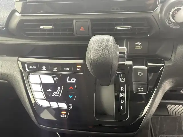 日産 デイズ HWS G ターボ プロパイロットED 熊本県 2019(令1)年 3.9万km ブラック 純正ナビMM318D-L（ＣＤ・ＤＶＤ・ＢＴ・ＡＵＸ・ＵＳＢ）/全周囲カメラ　/純正前後ドライブレコーダー　/ＥＴＣ２．０　/前後クリアランスソナー　/レーダークルーズコントロール　/衝突軽減ブレーキ　/横滑り防止　/アイドリングストップ/横滑り防止/ダウンヒルアシスト/純正フロアマット/純正１５インチAW/オートライト/LEDヘッドライト/フォグランプ/スマートキー/プッシュスタート