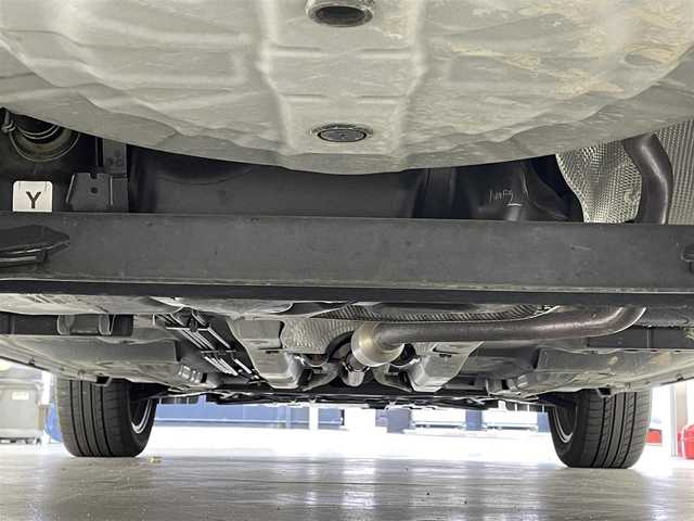 日産 キックス X ツートーンインテリアED 滋賀県 2022(令4)年 1.2万km ブリリアントホワイトパール/ピュアブラック 2トーン 純正9インチナビ/【Bluetooth/CD/DVD/フルセグTV/USB】/全方位カメラ/レザーシート/プロパイロット/クリアランスソナー/レーンキープアシスト/衝突軽減ブレーキ/LEDヘッドライト/オートマチックハイビーム/ビルトインETC/前後ドライブレコーダー/D/Nシートヒーター/ステアリングヒーター/デジタルインナーミラー/電動パーキングブレーキ/オートブレーキホールド/プッシュスタート/スマートキー/ステアリングリモコン/ドアバイザー