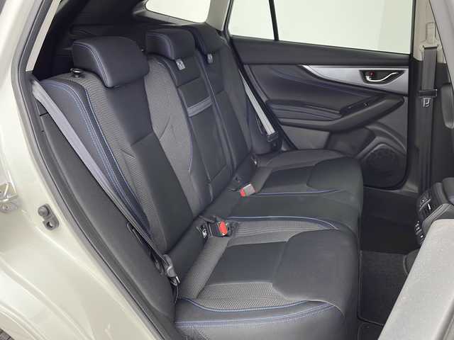 スバル レヴォーグ 1．8GT－H EX 茨城県 2022(令4)年 2.6万km クリスタルホワイトP 純正ナビ　バックモニター　左サイドカメラ　ＥＴＣ　ドラレコ　ＬＥＤライト　シートヒーター　パワーシート　追従クルコン　衝突被害軽減ブレーキ　レーンキープアシスト　横滑り防止装置　コーナーセンサー