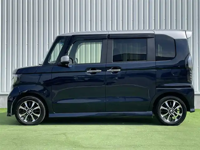 ホンダ Ｎ ＢＯＸ カスタム L コーディネートスタイル 香川県 2021(令3)年 5.3万km ミッドナイトブルービームM 登録時走行距離；52316km/純正ナビ【VXM-２１４VFi】/バックカメラ/前後ドライブレコーダー/両側パワースライドドア/ETC/ホンダセンシング/・衝突被害軽減システム/・ACC【アダプティブクルーズコントロール】/・LKAS【レーンキープアシスト】/・オートハイビーム/LEDヘッドライト/クリアランスソナー/純正フロアマット/ステアリングリモコン/スマートキー/プッシュスタート