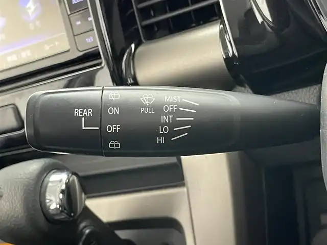 スズキ ハスラー Jスタイル Ⅱ 愛知県 2017(平29)年 6.1万km フェニックスレッドパール/ホワイト2トーンルーフ 社外ナビ　バックカメラ　禁煙　フルセグＴＶ　ＤＶＤ　衝突軽減　黒ハーフレザー　シートヒーター　ＥＴＣ　ＨＩＤオートライト　赤白ツートン　純正フロアマット　スマートキー　プッシュスタート　デュアルカメラ
