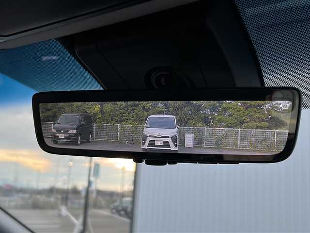 トヨタ アルファード SC 愛媛県 2020(令2)年 4万km ブラック フリップダウンモニター/サンルーフ/純正ディスプレイオーディオ/エアロ（TRD)/両側パワースライドドア/ブラインドスポットモニター/オートマチックハイビーム/ビルトインETC/エアシート/シートヒーター/フルセグTV/衝突軽減システム/レーンキープアシスト/クルーズコントロール追従あり/コーナーセンサー前後/USB/スマートキー/横滑り防止装置