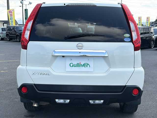 日産 エクストレイル 20Xtt 香川県 2013(平25)年 5.1万km ブリリアントホワイトパール 登録時走行距離：50152km/４WD/ダウンヒルアシストコントロール/純正ナビゲーション/【AM/FM/BT/フルセグ/CD】/バックカメラ/シートヒーター/ビルトインETC/ステアリングスイッチ/ASCD（オートスピードコントロール装置）/前後コーナーセンサー/キセノンヘッドライト/横滑り防止装置/純正18インチアルミホイール/純正フロアマット/インテリジェントキー/プッシュスタート