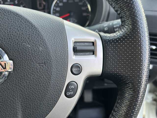 日産 エクストレイル 20Xtt 香川県 2013(平25)年 5.1万km ブリリアントホワイトパール 登録時走行距離：50152km/４WD/ダウンヒルアシストコントロール/純正ナビゲーション/【AM/FM/BT/フルセグ/CD】/バックカメラ/シートヒーター/ビルトインETC/ステアリングスイッチ/ASCD（オートスピードコントロール装置）/前後コーナーセンサー/キセノンヘッドライト/横滑り防止装置/純正18インチアルミホイール/純正フロアマット/インテリジェントキー/プッシュスタート