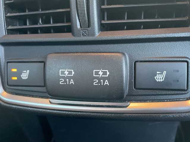 スバル フォレスター ハイブリッド アドバンス 長野県 2018(平30)年 3.8万km ダークブルーパール 禁煙車/4WD/純正ナビ/Bluetooth・CD・フルセグTV/バックカメラ/USB入力端子/レザーシート/前席パワーシート/D席メモリ付き/全席シートヒーター/ステアリングヒーター/電動リアゲート/アイサイト//レーダークルーズコントロール//プリクラッシュブレーキ//アクティブレーンキープ//車線逸脱警報/シンメトリカルAWD/デジタルインナーミラー/デュアルエアコン/ドラレコ/ETC/純正18インチAW/LEDヘッドライト/スマートキー/プッシュスタート