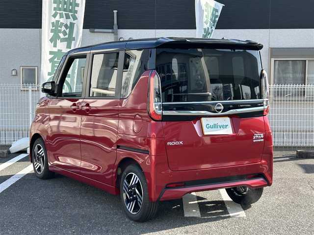 日産 ルークス ハイウェイスター X 三重県 2025(令7)年 0.1千km スパークリングレッド/ブラック 登録時31km/禁煙車/衝突軽減ブレーキ/レーンディパーチャーアラート/先行車発進お知らせ機能/ロードサインアシスト/左側パワースライドドア/ハンズフリーオートスライドドア/全方位モニター/セーフティシールドスイッチ/前後コーナーセンサー/ＬＥＤヘッドライト/後席サーキュレーター/アイドリングストップ/プッシュスタート/スマートキー