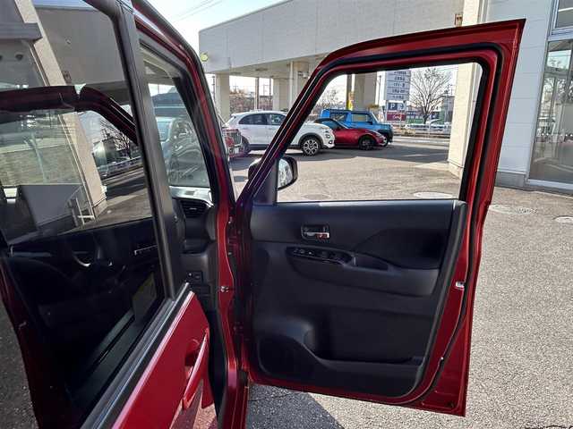 日産 ルークス ハイウェイスター X 三重県 2025(令7)年 0.1千km スパークリングレッド/ブラック 登録時31km/禁煙車/衝突軽減ブレーキ/レーンディパーチャーアラート/先行車発進お知らせ機能/ロードサインアシスト/左側パワースライドドア/ハンズフリーオートスライドドア/全方位モニター/セーフティシールドスイッチ/前後コーナーセンサー/ＬＥＤヘッドライト/後席サーキュレーター/アイドリングストップ/プッシュスタート/スマートキー