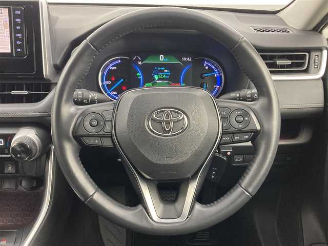 トヨタ ＲＡＶ４ ハイブリットG 大分県 2020(令2)年 2.7万km ホワイトパールクリスタルシャイン モデリスタエアロ（LED付き）/純正7インチSDナビ/CD/DVD/BT/フルセグ/SD/AN/FM/バックカメラ/パワーバックドア/BSM/トヨタセーフティセンス/レーダークルーズコントロール/オートハイビーム/ETC/純正18インチAW/スペアキー/保証書・取扱説明書