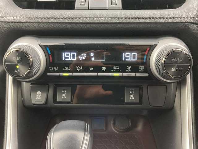 トヨタ ＲＡＶ４ ハイブリットG 大分県 2020(令2)年 2.7万km ホワイトパールクリスタルシャイン モデリスタエアロ（LED付き）/純正7インチSDナビ/CD/DVD/BT/フルセグ/SD/AN/FM/バックカメラ/パワーバックドア/BSM/トヨタセーフティセンス/レーダークルーズコントロール/オートハイビーム/ETC/純正18インチAW/スペアキー/保証書・取扱説明書